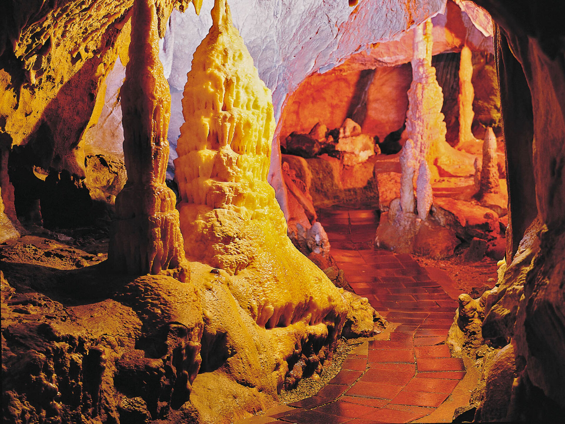 Atta-grot in Attendorn in het Sauerland