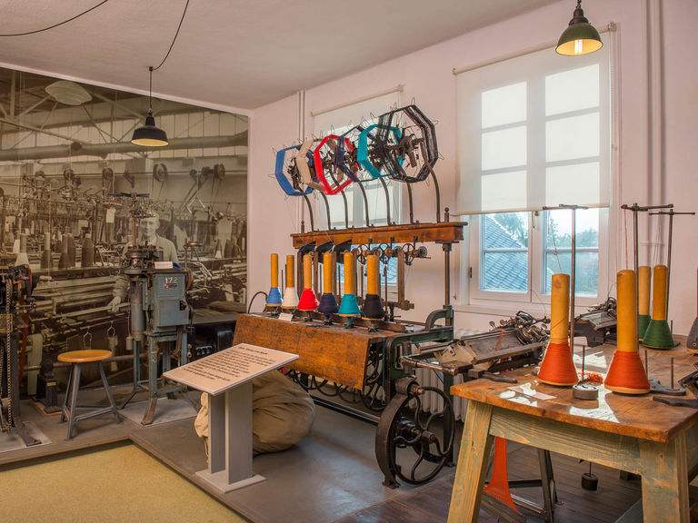Historische Textilwerkstatt im Schieferbergbau- und Heimatmuseum Holthausen