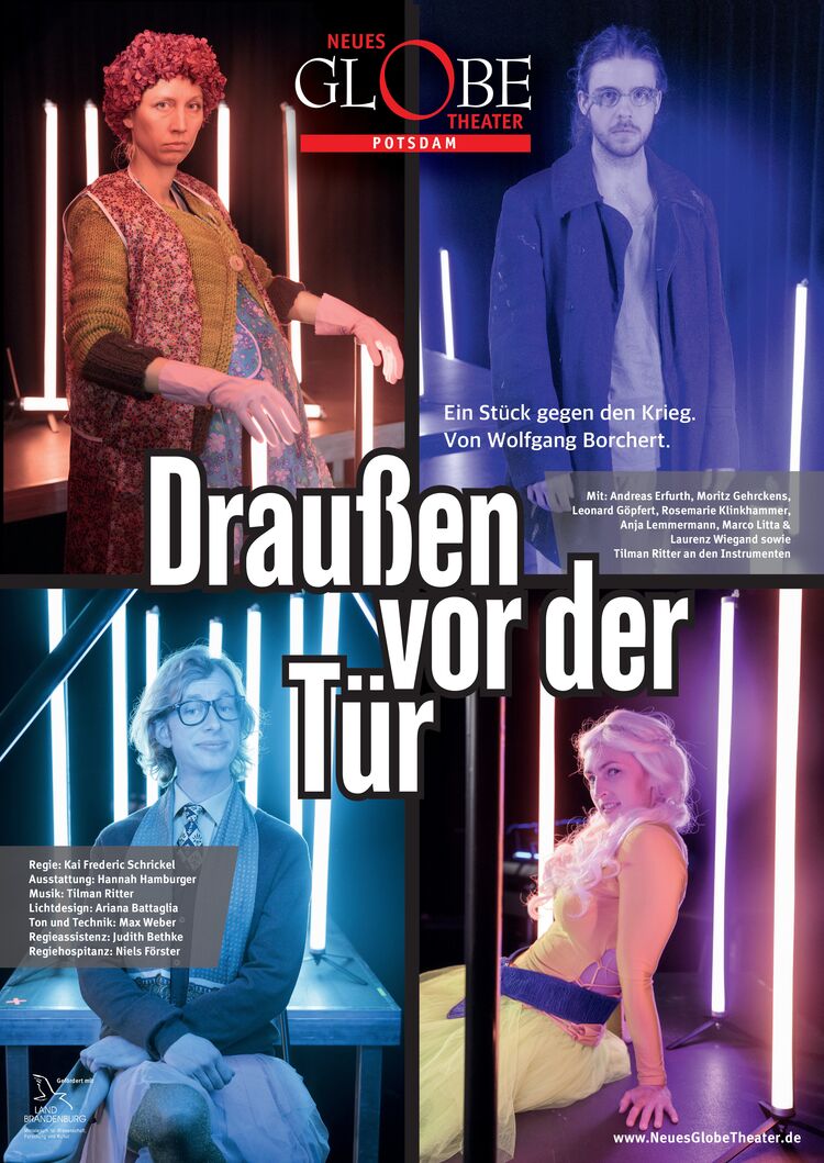 Neues Globe Theater - Draußen vor der Tür / Fotografie: Philipp Plum / Plakat und Grafikdesign: Annette Conradt